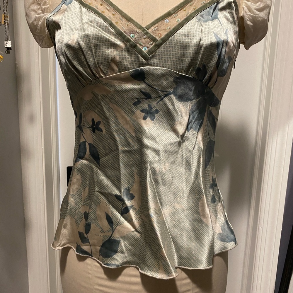 Kenzie Sleeveless Satin and Beaded Floral Slip Top, Size 6
